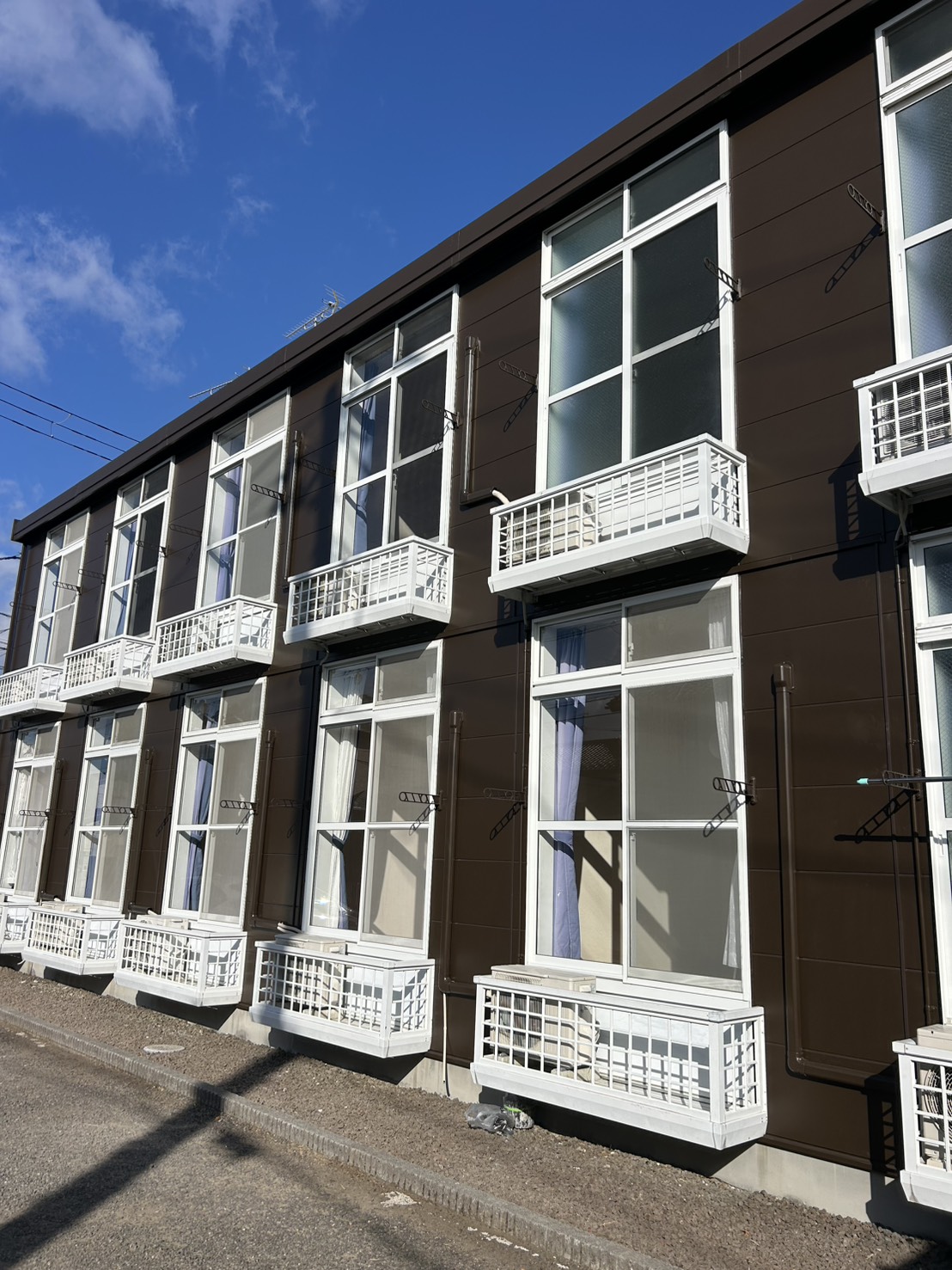 宮城県仙台市でアパート塗装工事を行いました。